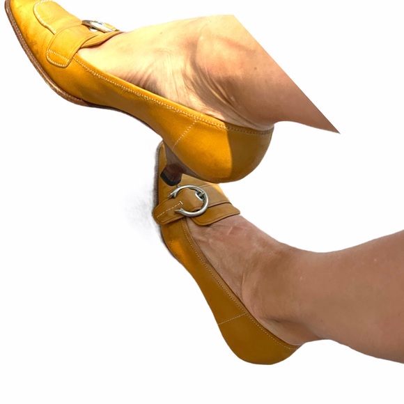 Prada shoes - tan - buckle - kitten heel - size 38 - Picture 9 of 10